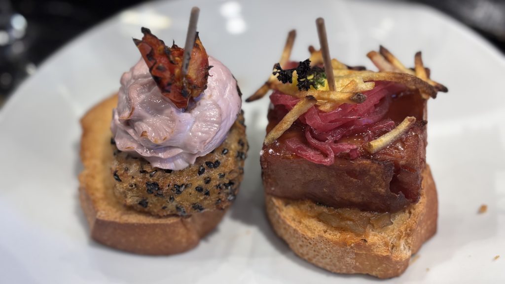Pintxos auf der Plaza Nueva