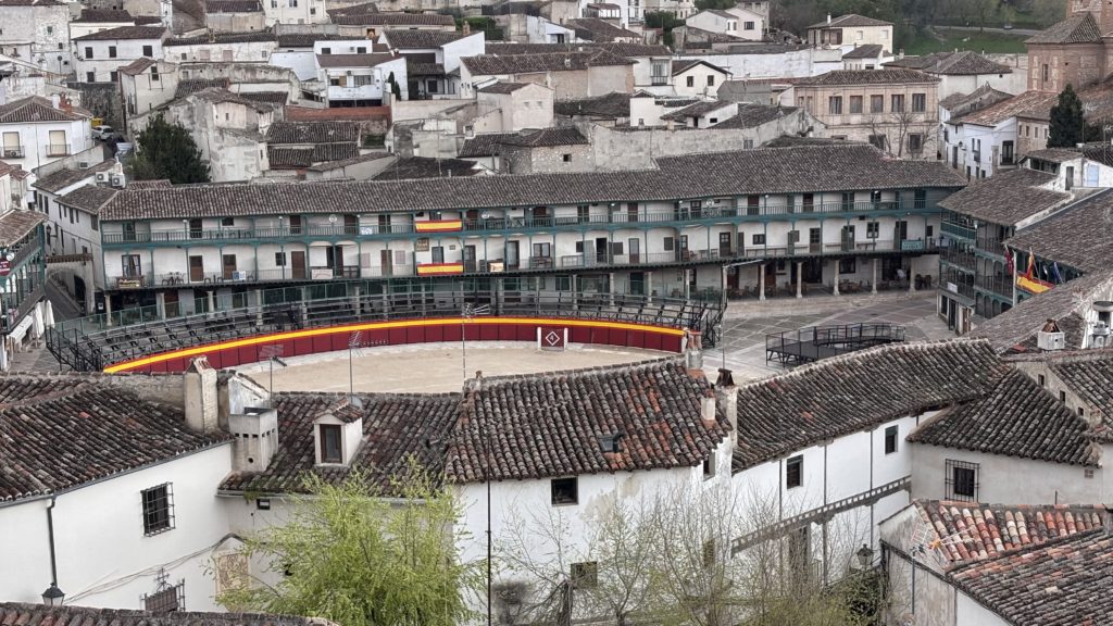 Die Plaza Mayor von Chinchon